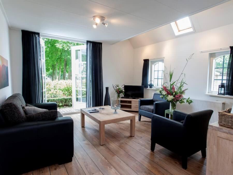 Luxe Vakantiehuis In Friesland Joure Esterno foto